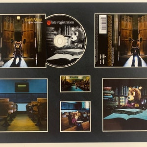 KAYNE WEST - Late registratie - Albumdisplay Deluxe