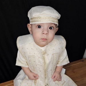 Conjunto de bautizo para niño. Ropón de niño para bautizo. Traje de bautizo para niño. Traje de bautizo. Batismo. Traje de bautizo elegante. Padrino