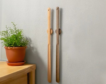 Decoración del hogar- Cuerno de zapato chic moderno - Madera - Largo 50 cm - Soporte de pared magnético moderno - Decoración de pared - Madera de haya - Madera de nogal