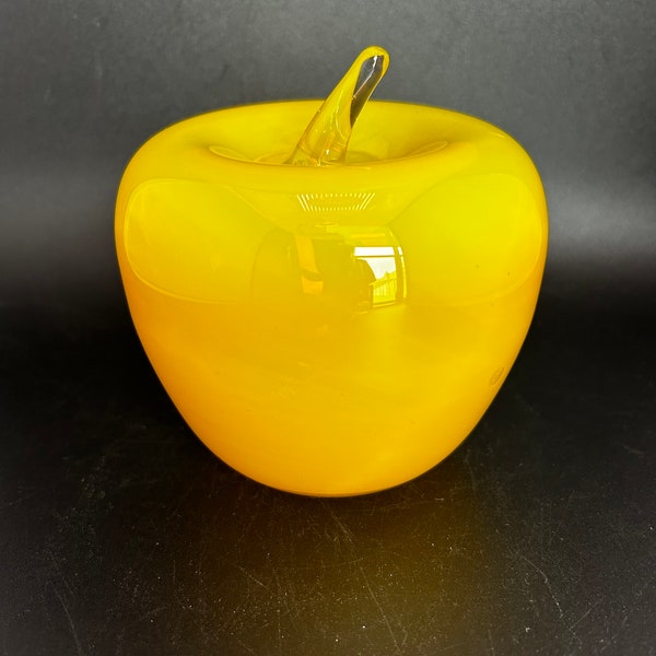 Blenko Apple #885 Opaline Yellow