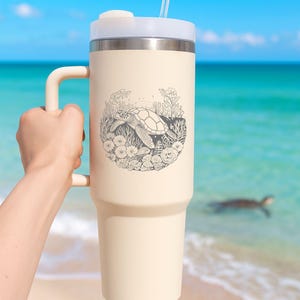 Sea Turtle Engraved Tumbler Ocean Floral Design Stainless Steel Travel Cup Marine Life Beach Theme Insulated Mug