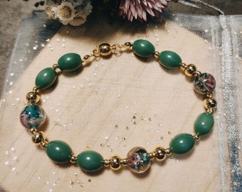 Bracelet vert émeraude et or/Plaqué or/ Bijoux fantaisie/Bijoux fait main/Cadeau femme