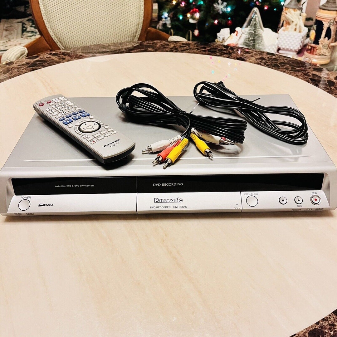 Panasonic DMRES15 DVD Recorder Dvdr Dvdrw W/remote Cables Tested