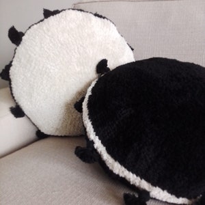 Handmade Pillow,Knit Pillow,Round Cushion,,Decorative Pillow,Kids Room Pillow,Plush Pillow,Round Floor Pillow,