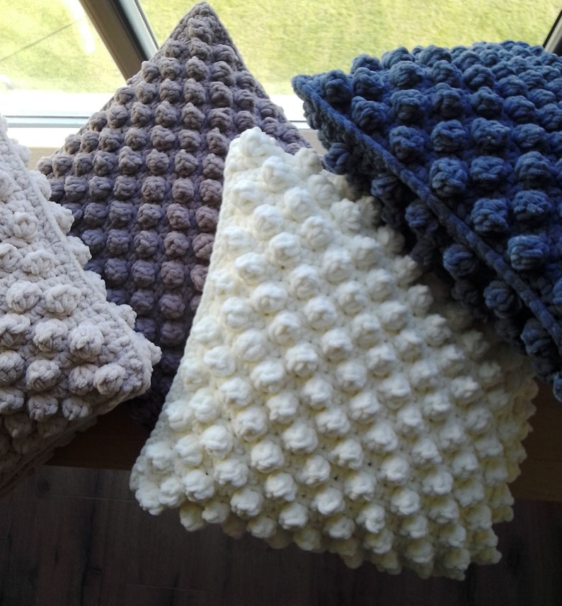 SUUES Bubble Throw Pillow - Thumbnail 3
