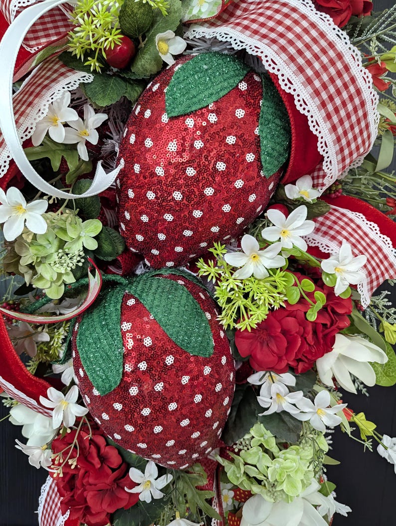 Strawberry Summer Wreath: Glitter Strawberries, Red Gingham Ribbon ...