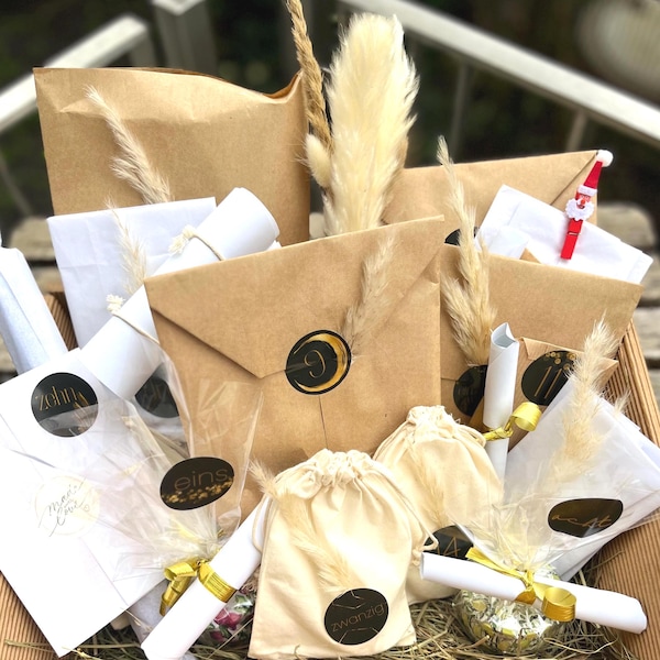 Gepersonaliseerde spirituele adventskalender | Rituelen en sleutelhangers met namen | 24 dagen zelfzorg, cadeaus | Mindfulness tijdens de adventstijd |