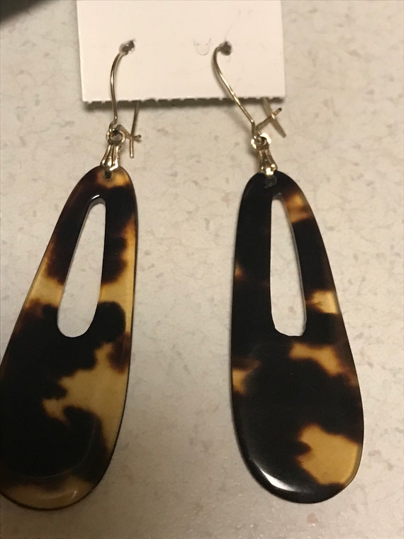 Vintage Tortoise Shell Earrings - image 1