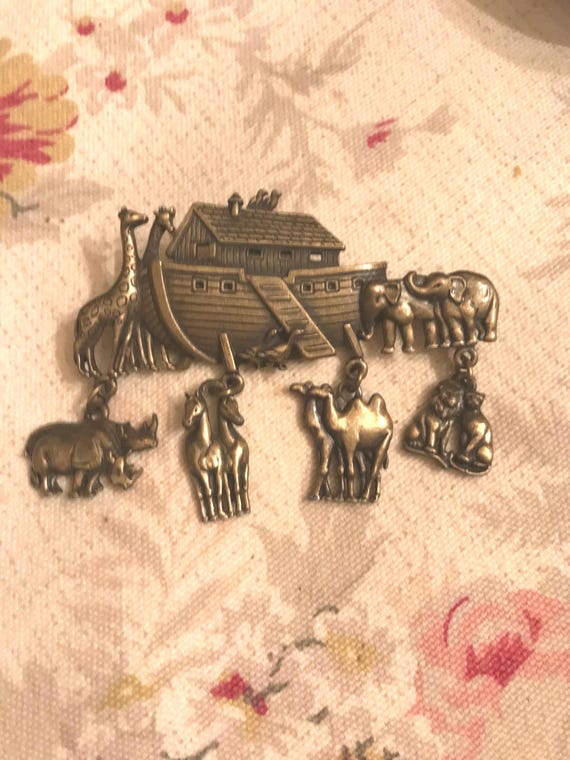 Noahs Ark Brooch