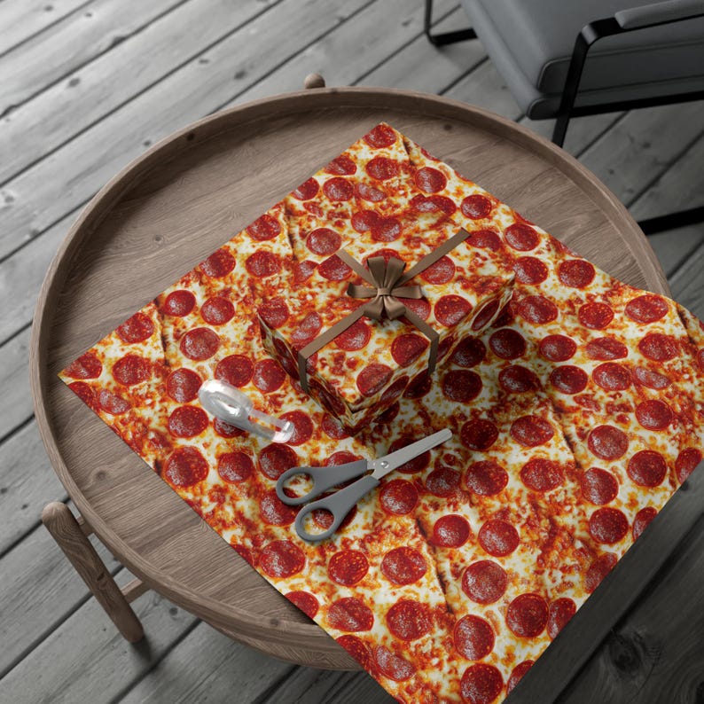Pizza Wrapping Paper Fun & Unique Foodie Gift Wrap Pizza Lover Gift Wrap Pizza Party Wrapping Paper Pepperoni Gift Wrap zdjęcie 3
