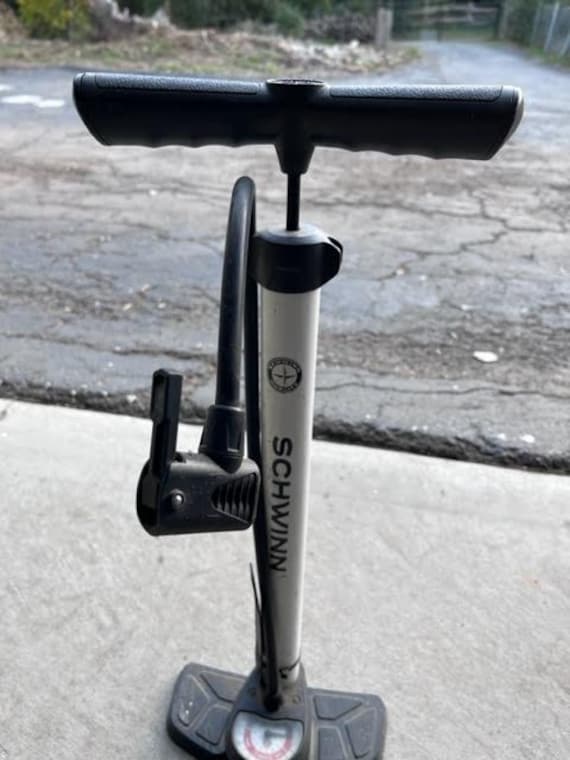 schwinn bicycle air pump Center Floor Bike Pump, Pumps 120 Max PSI, Dual Head Fits Schrader and Presta Valve Types, Pressure Gauge Not Included, Wide Metal Base, Black : Sports & Outdoors Schwinn Airsport Pro Frame Pump This item is unavailable -