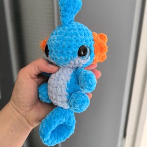 Handmade Crochet Mud Chonkimon Plushie – 20cm Amigurumi Plush – Soft Chenille Yarn – Cute Gamer Gift – Handmade Toy