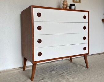 Commode style scandinave / danois