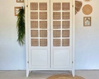 Bibliothèque Bahut Armoire beige avec cannage