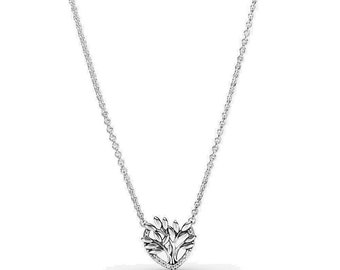 PANDORA Silver Family Tree Collier Necklace Elevate Your Style with a Unique Heart Necklace 50cm Length, Openwork Heart, Leaf Branch Detail