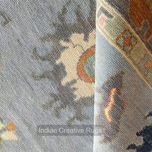 現代的なウシャク、ブルーグレーのウシャクラグ、手織り、オーダーメイド