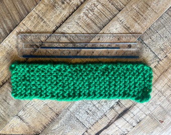 Marque-page en tricot vert