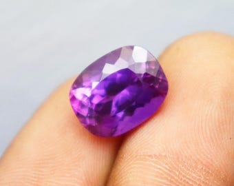 Kissenschliff lila Tansanit Edelstein: 9,40 Karat, 13x10x7 mm