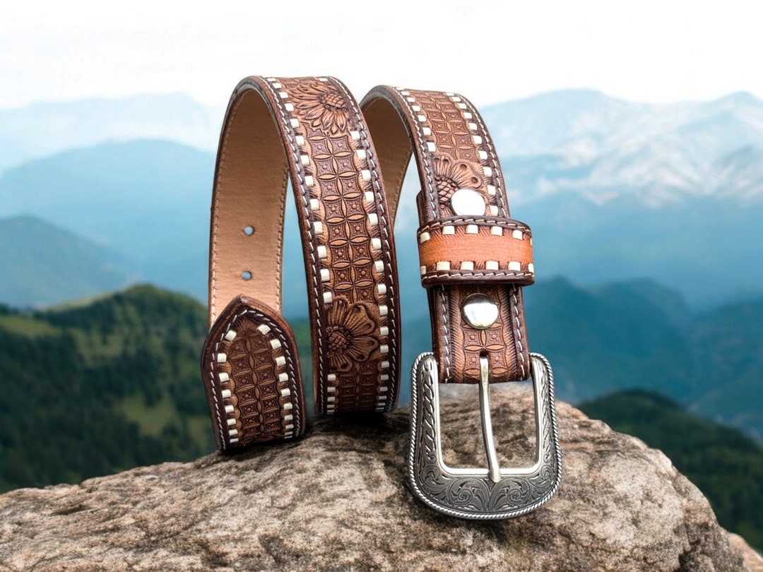 Wild West Handmade Men's Elk Leather Winterwhite Belt With Removable Buckle main image 0