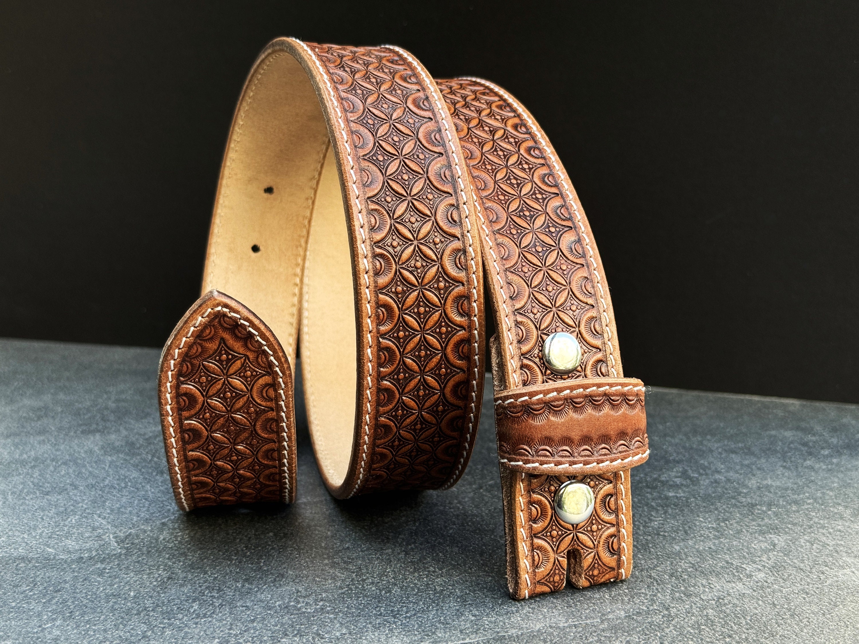 LAST1️⃣//❤️ CUSTOM MADE GENUINE LEATHER BELTS FULLY TOOLED CUSTOM - STARTING AT $350.00 – Remuda Leather Co main image 3