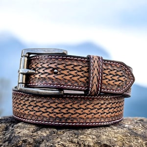 Personalized Tooled Leather Belt Western Cowboy Belt Chicago Screw On Western Full Grain Leather Belt Handmade Genuine Cowhide Leather Belt