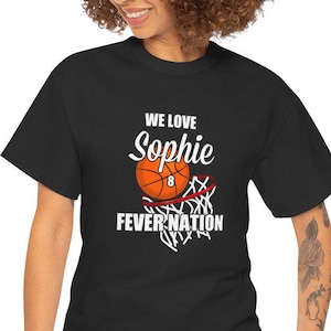 Vi älskar Sophie Cunningham Indiana Fever Basketball Nation Unisex T-shirt