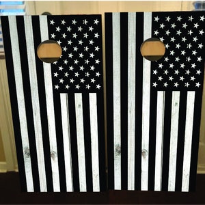 2er-Set Schwarze amerikanische Flagge Cornhole Wraps, Vinyl Aufkleber Bag Toss Aufkleber Baggo Skin Sticker Wraps laminiert