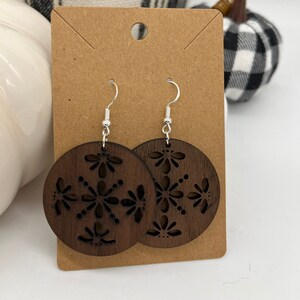 Circle Wooden Cutout Dangle Earring Style 4