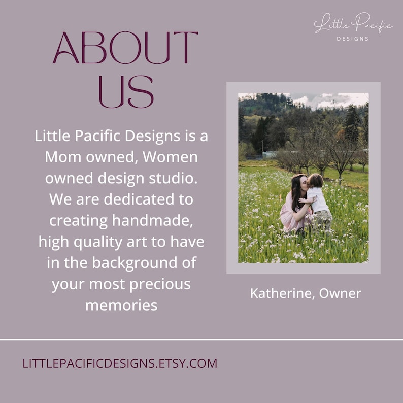 K&ouml;nnte beinhalten: Eine Frau und ein Kind umarmen sich in einem Feld mit wei&szlig;en Blumen. Der Text "Little Pacific Designs" und "Katherine, Owner" ist auf dem Bild zu sehen. Der Text "ABOUT US" ist ebenfalls auf dem Bild zu sehen.