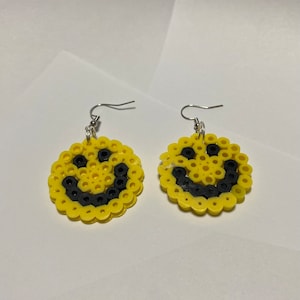Smiley Rylee Earrings main image 1