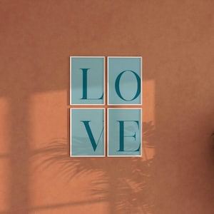 Conjunto de pôsteres de letras do alfabeto azul, arte de parede para faculdade, decoração de quarto elegante, arte de parede com iniciais, decoração fofa para apartamento, decoração para dormitório universitário