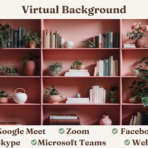 Op de afbeelding: Een roze boekenkast met verschillende planten, boeken en decoratieve items. De boekenkast is verdeeld in vier secties, elk met drie planken. De onderste plank heeft een vinkje naast de woorden "Google Meet", "Skype", "Zoom", "Microsoft Teams", "Facebook" en "Webex".