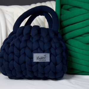 Maddox Plain Navy Blue