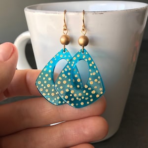 Polka Dot Hand Painted Teardrop Handmade Earrings/ Inspired by 60s 70s 80s Retro Style/ Clear Emerald Turquoise Golden Dots Matte Gold Beads