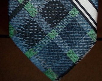 the sears girthy tie