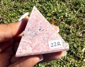 Bubblegum Rhodonite Pyramid No. 1 | Rhodonite from Peru | Love and Relationships