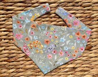 Hundehalstuch, Halstuch für Hunde, Hunde Bandana Blumenmuster