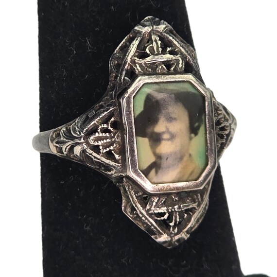 Vintage Signed Sterling Silver Filigree Art Deco Photo Sweetheart Mourning Ring Size 6 Unique Memorial Keepsake Lady Woman Photo Jewelry View 2