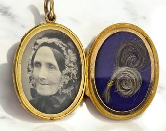 Rare Antique Victorian 14KT Gold Mourning Double Hair Photo Locket
