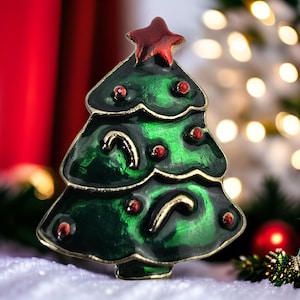 Vintage Christmas Tree Brooch Vintage Enamel Christmas Brooch Retro Holiday Jewelry Vintage Christmas Tree Pin Holiday Fashion Gift Vintage