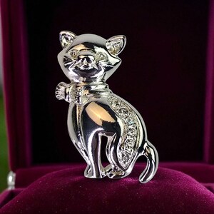 Vintage Signed Roman Cat Brooch Silver Tone Rhinestone Cat Brooch Vintage Cat Jewelry Unique Cat Gift for Cat Lover Gift Rhinestone Cat Pin