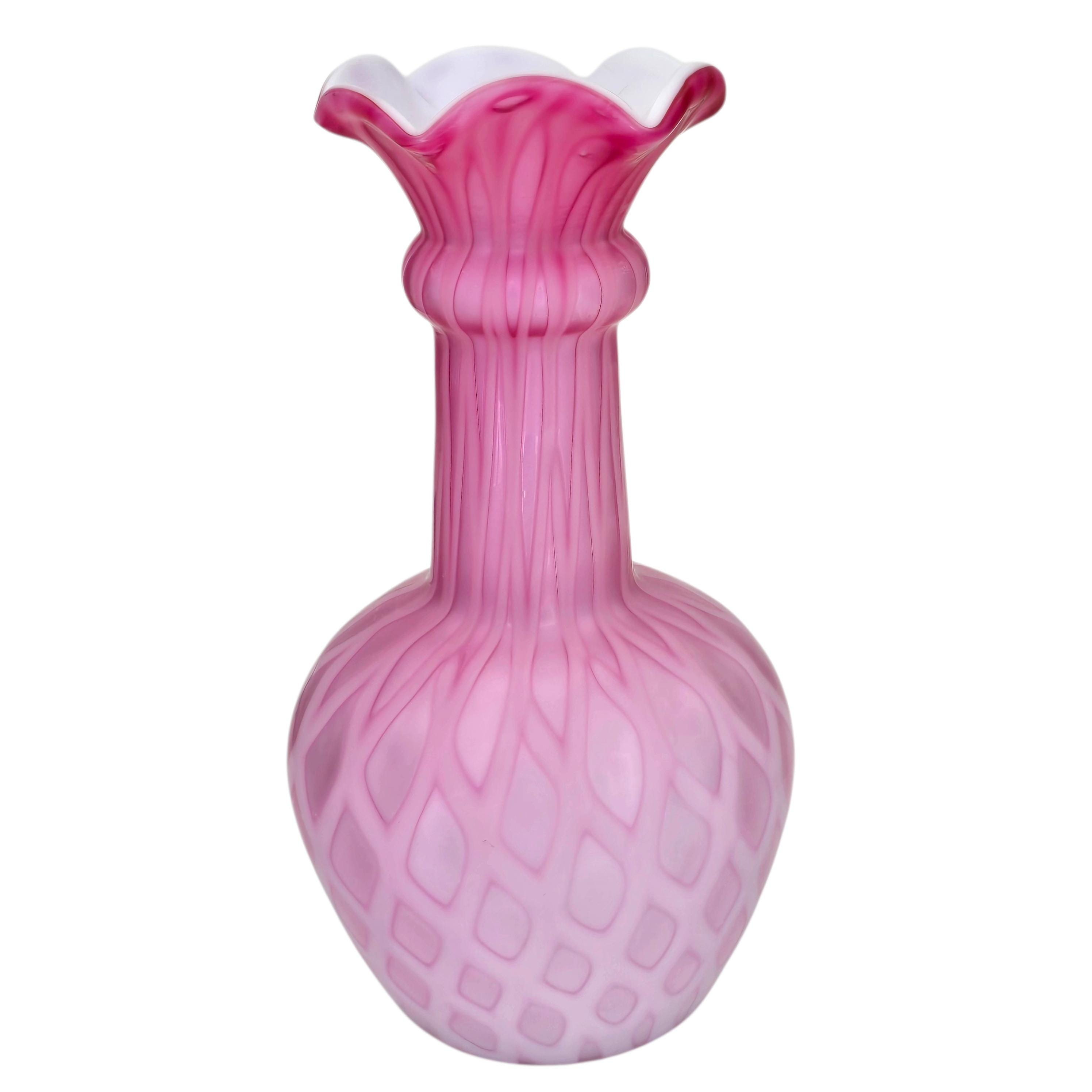 ビンテージ 花瓶 Dark Pink Satin Vase hora Antique Victorian Mount Mt Washington Cased Pink Satin Diamond