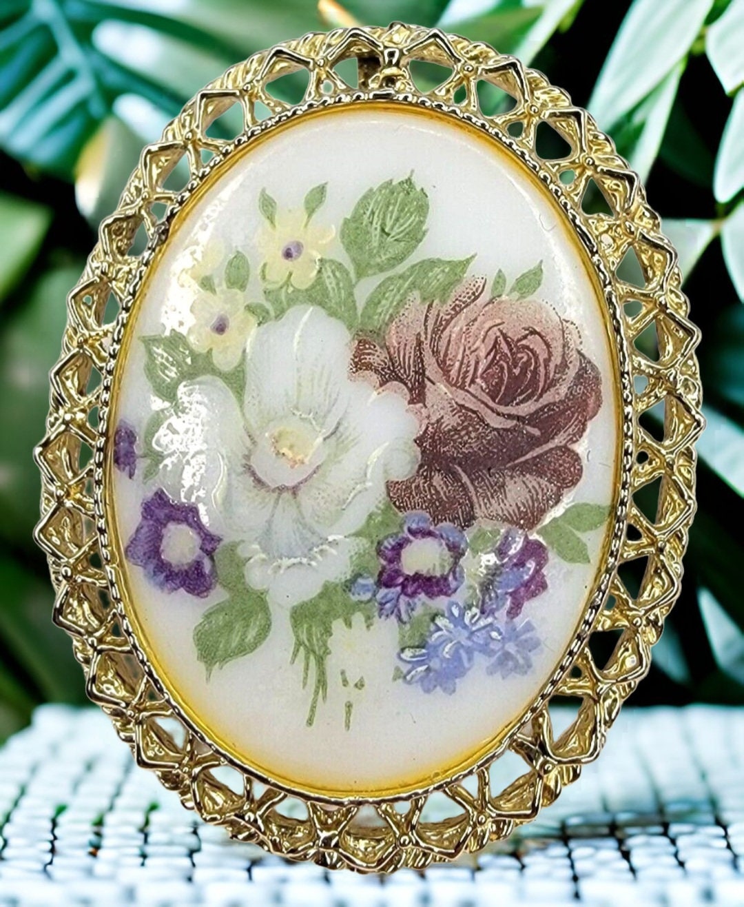Broche Vintage Fleurs Fantaisie - Élégance Rétro Pour Vos Tenues