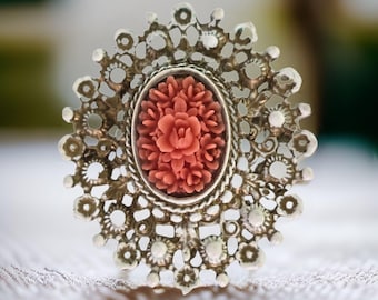 Broche Vintage Coquillages – Corail, Brun, Blanc, Nacre – 65x40 Mm – Occasion