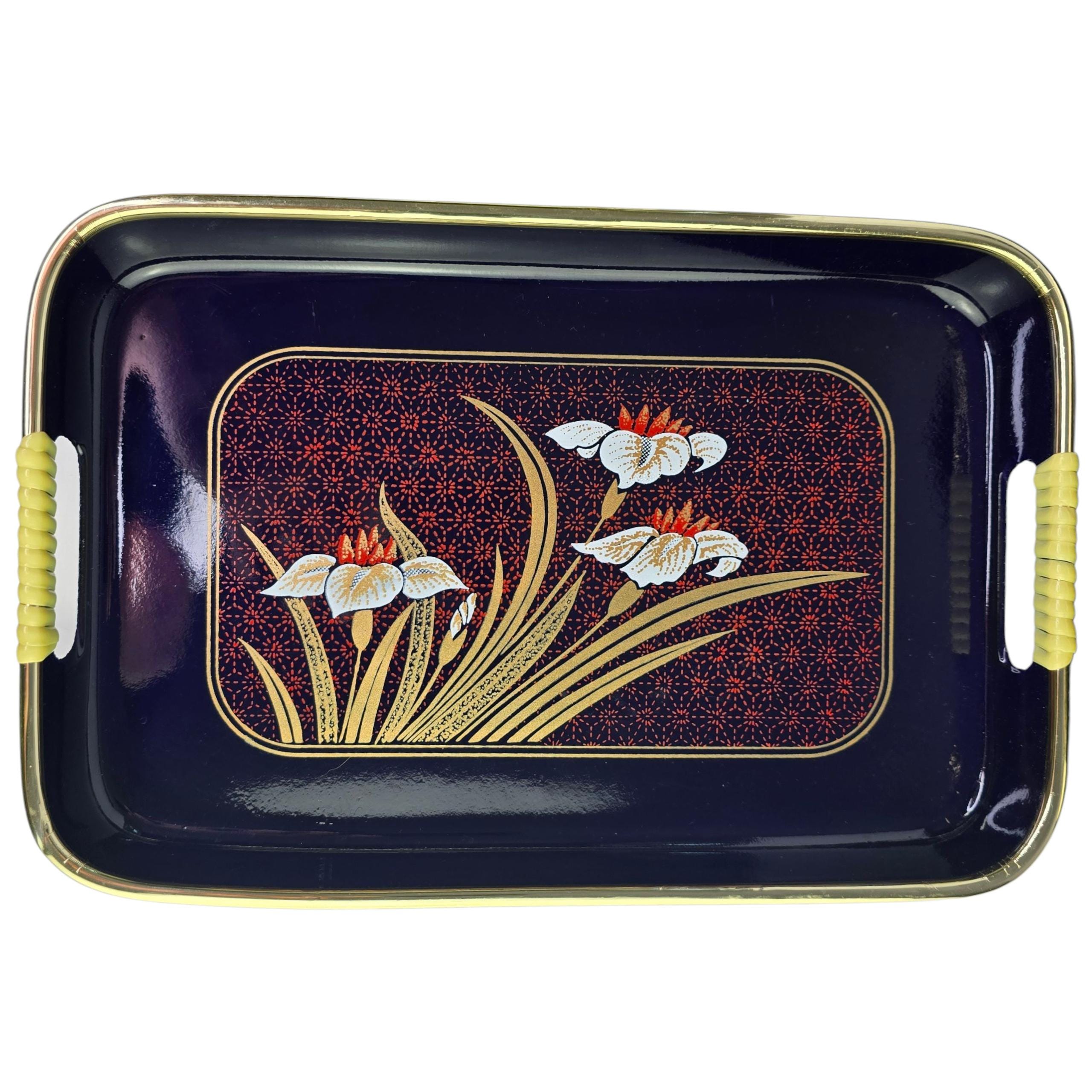 Vintage 3 Piece Black Lacquered Tray Set With Floral Design Trays