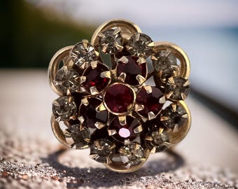 Vintage Red Rhinestone Flower Brooch Gold Tone Red Flower Pin Vintage Ruby Red Brooch Retro Flower Jewelry Vintage Scatter Pin Red Jewelry