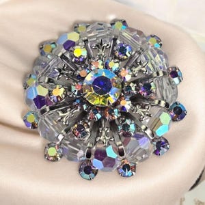 Vintage Aurora Borealis Beads and Rhinestone Brooch Vintage AB Beaded Brooch Silver Tone Vintage Evening Fashion Pin Aurora Borealis Brooch