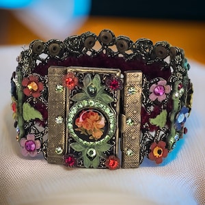 Vintage Michal Negrin Handmade Floral Bracelet Swarovski Crystals