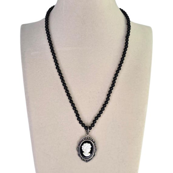 Vintage Sterling Silver Marcasite Onyx Cameo Pendant Necklace