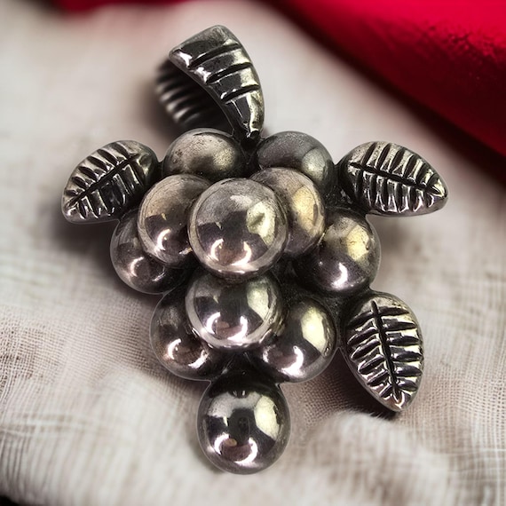 Vintage Sterling Silver Brooch Vintage Grapes Brooch Sterling Silver Mexico Brooch Silver Midcentury Brooch Grape Cluster Sterling Brooch